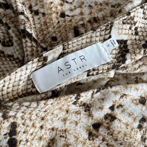 ASTR the label snake print deep v bodysuit‎ sexy onepiece small strappy glam - Picture 7 of 8